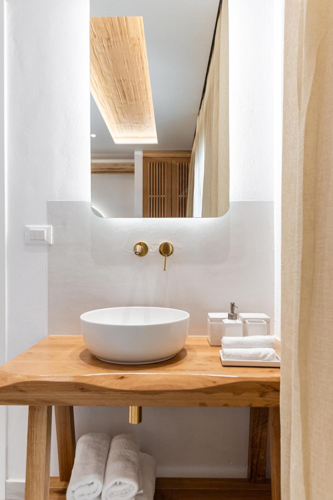 V Luxury Apartments Naxos Naxos City Exterior photo