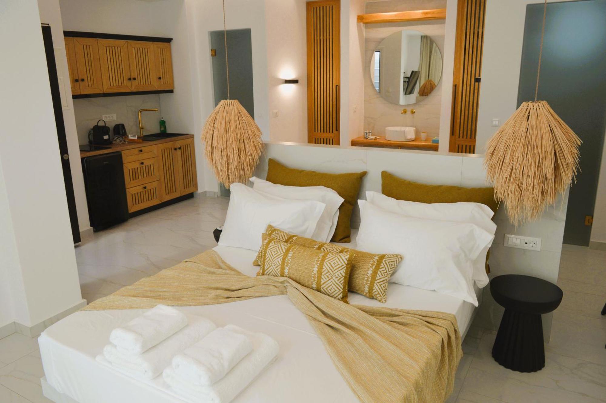V Luxury Apartments Naxos Naxos City Exterior photo